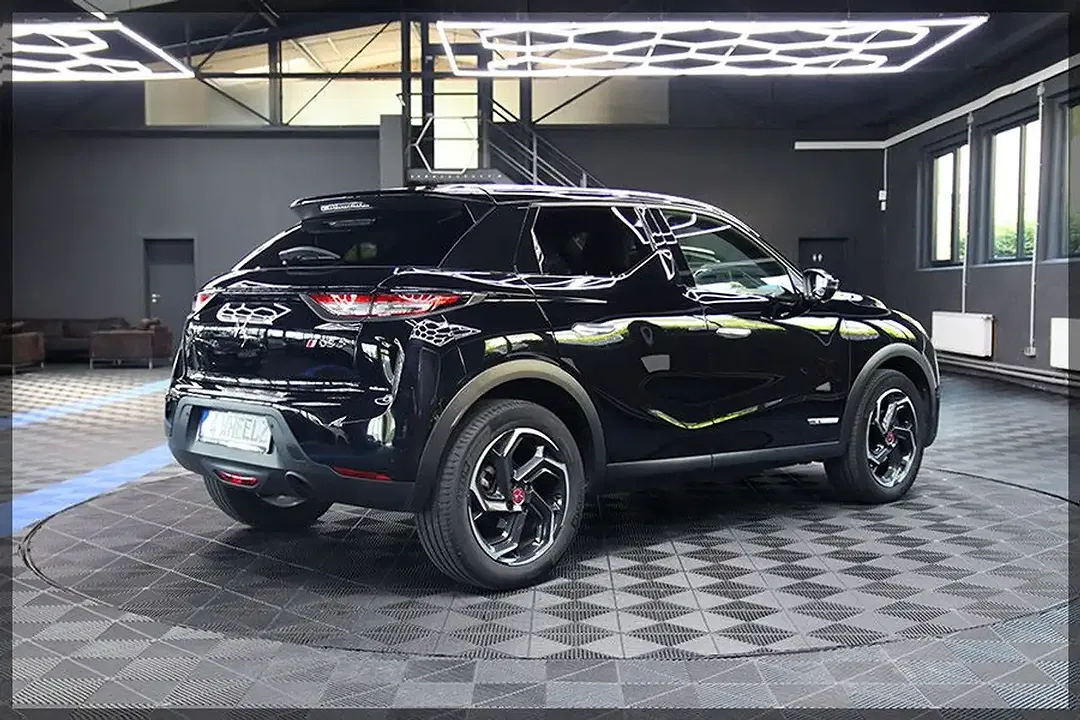 DS Automobiles DS 3 - Thumbnail 5