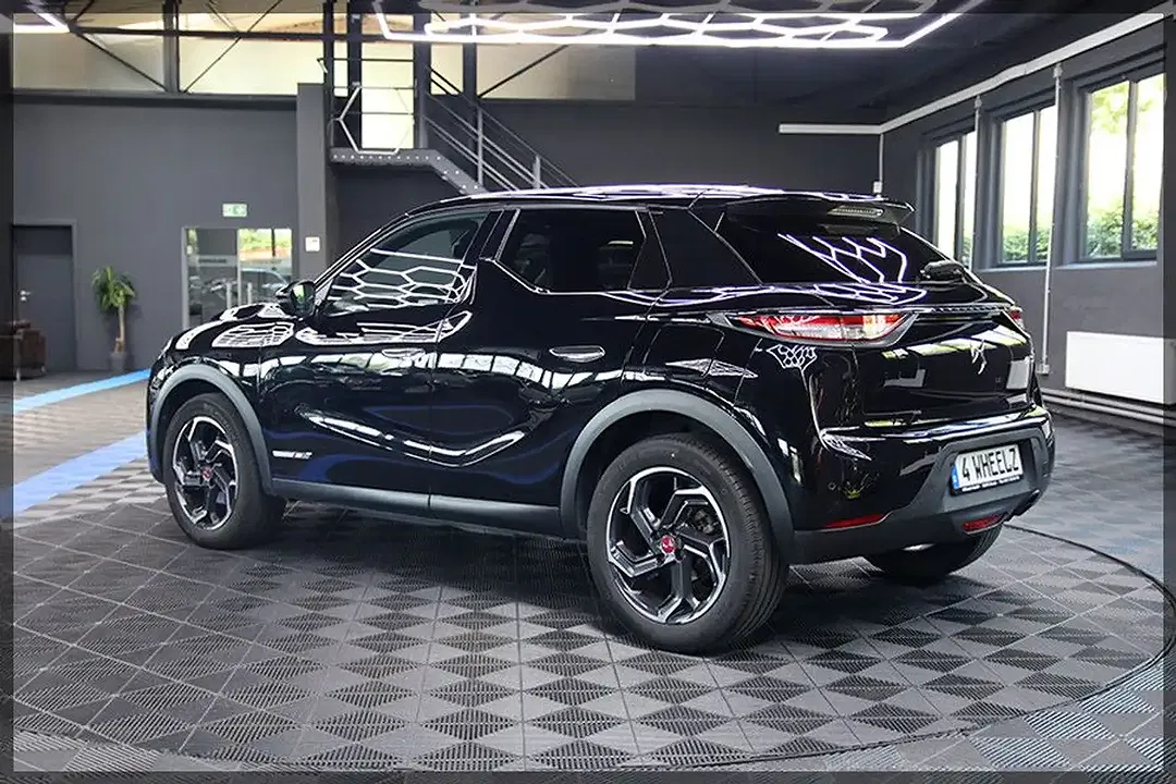 DS Automobiles DS 3 - Thumbnail 6