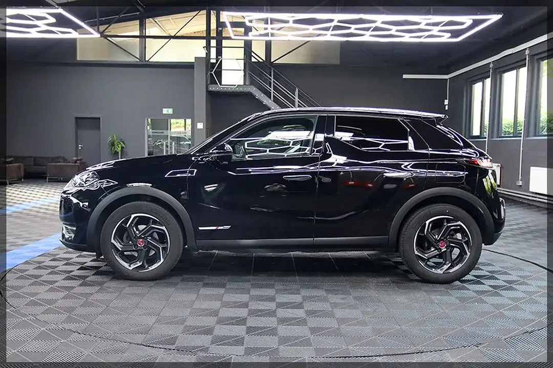 DS Automobiles DS 3 - Thumbnail 8