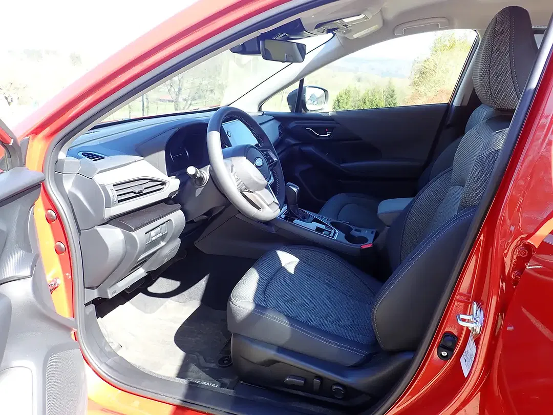 Subaru Crosstrek - Thumbnail 11