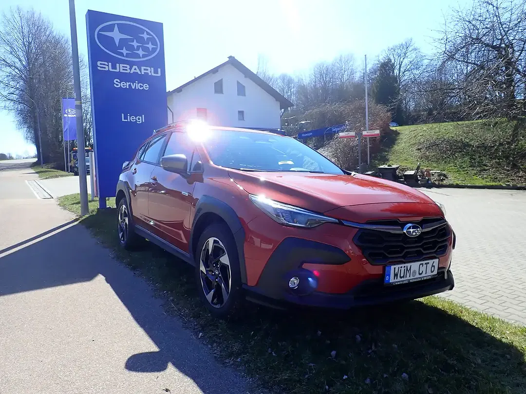 Subaru Crosstrek - Thumbnail 5