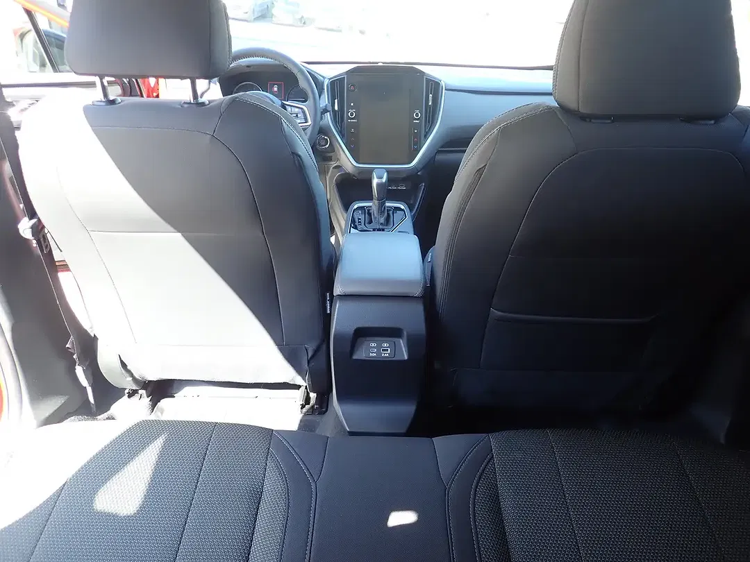 Subaru Crosstrek - Thumbnail 9