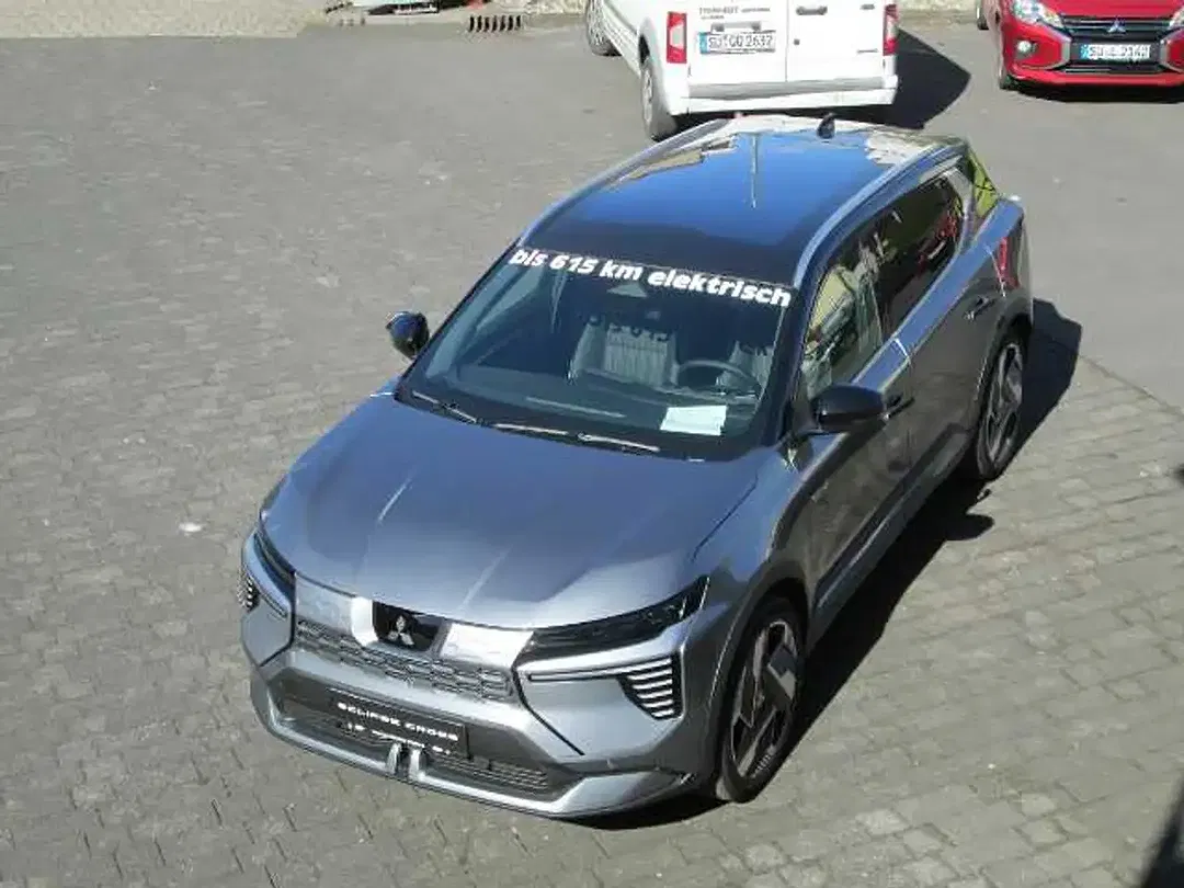 Mitsubishi Eclipse Cross - Thumbnail 3