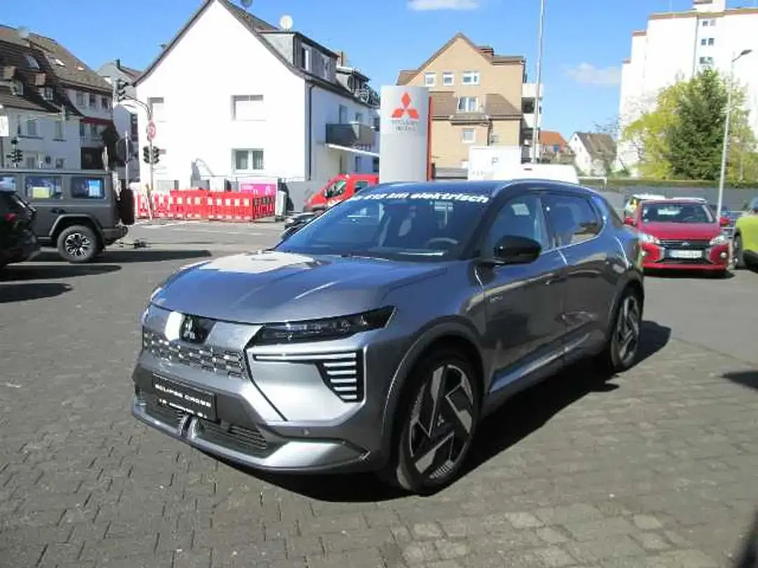 Mitsubishi Eclipse Cross - Thumbnail 4