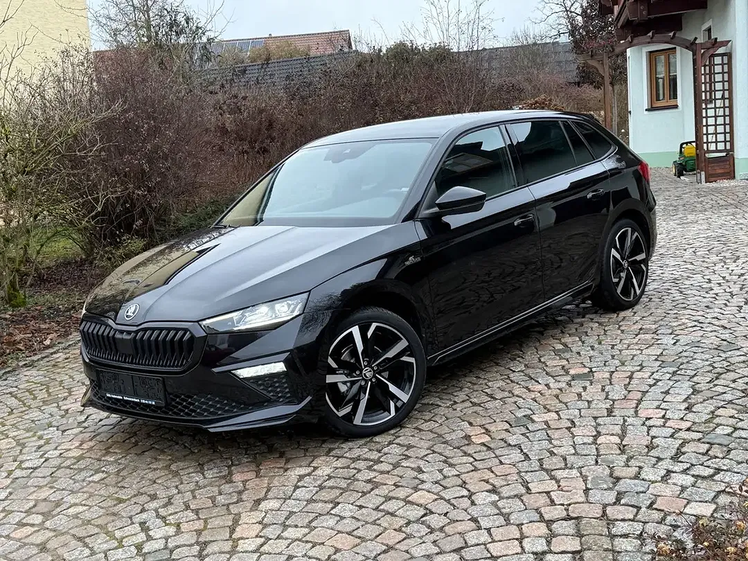 Skoda Scala - Thumbnail 1