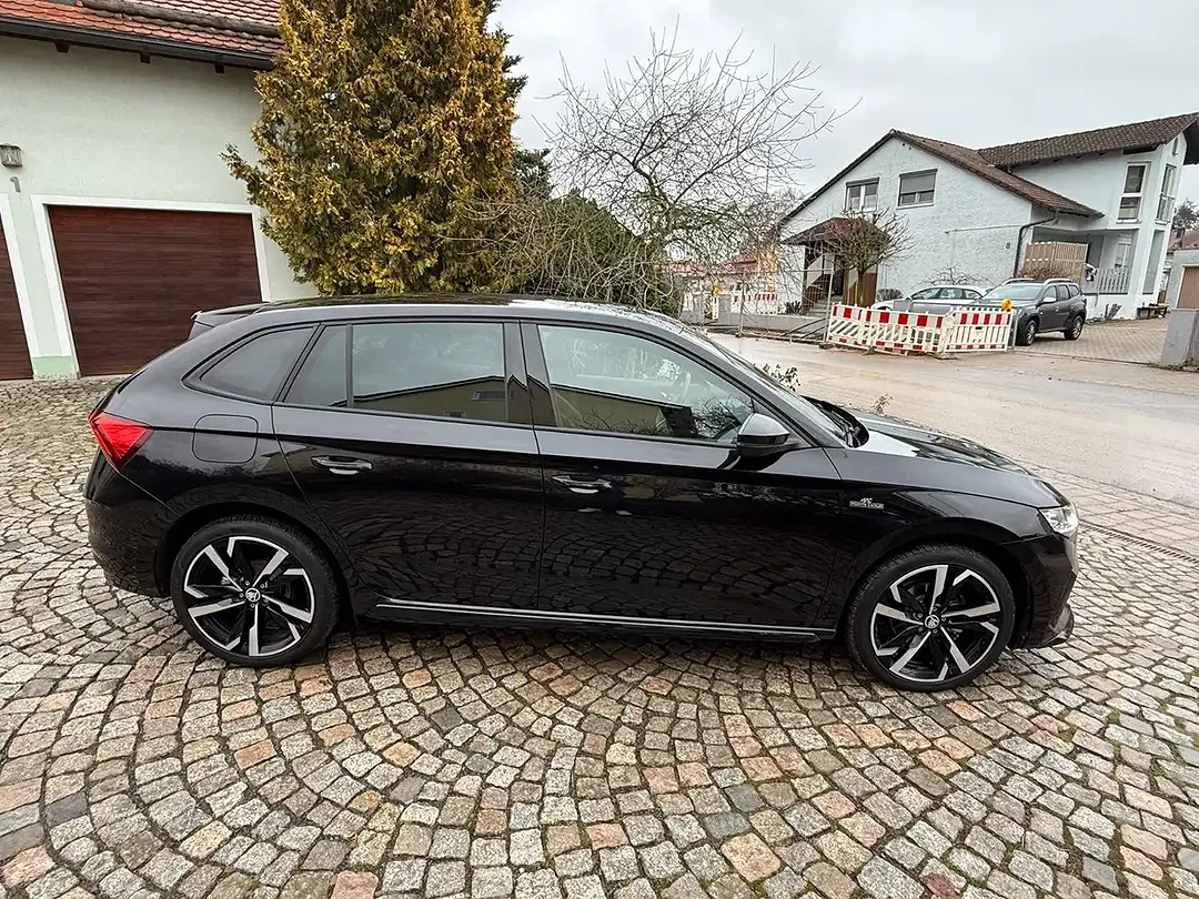 Skoda Scala - Thumbnail 3