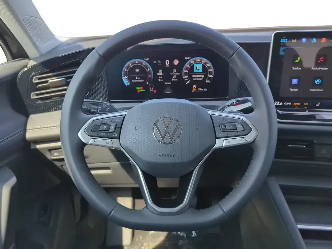 Volkswagen Tiguan - Thumbnail 12