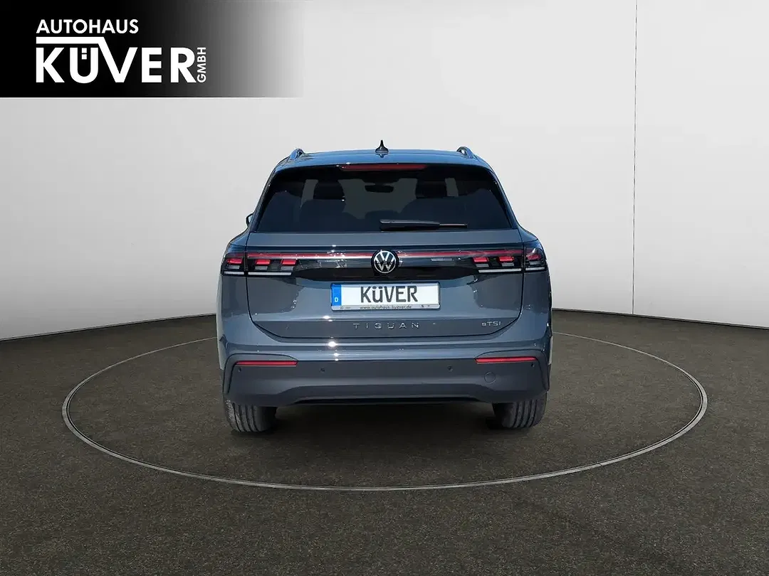 Volkswagen Tiguan - Thumbnail 5