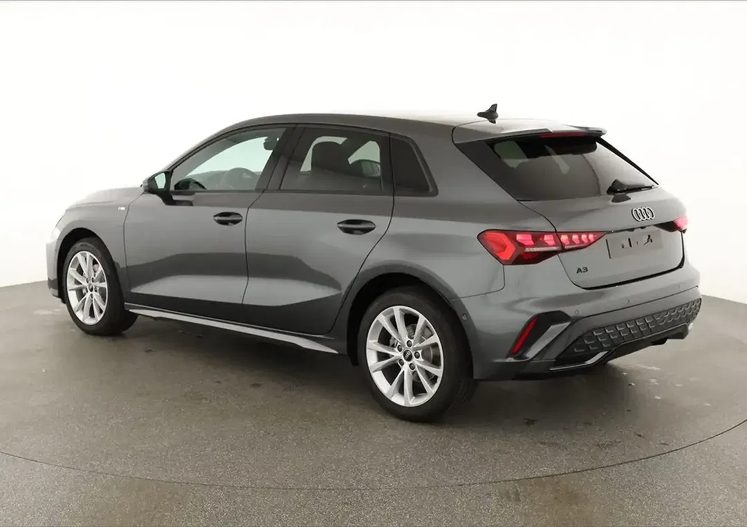 Audi A3 - Thumbnail 4