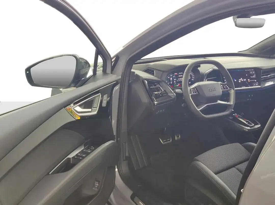 Audi e-tron - Thumbnail 11