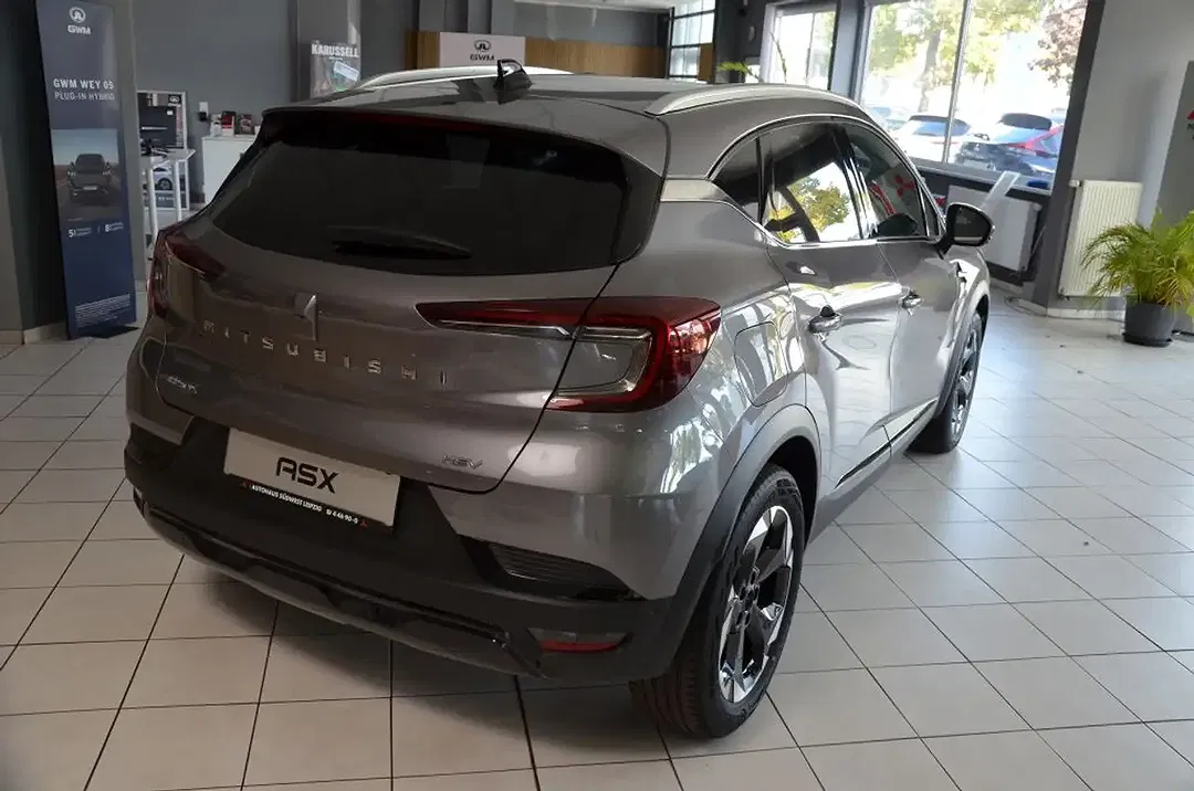Mitsubishi ASX - Thumbnail 2