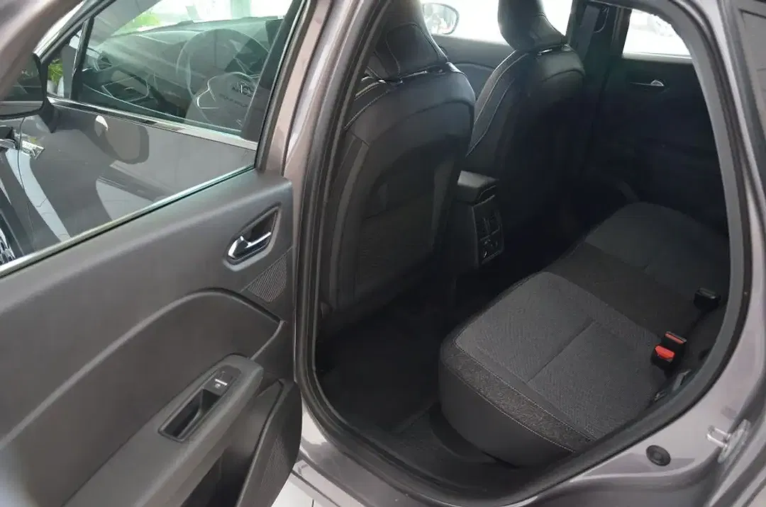 Mitsubishi ASX - Thumbnail 8