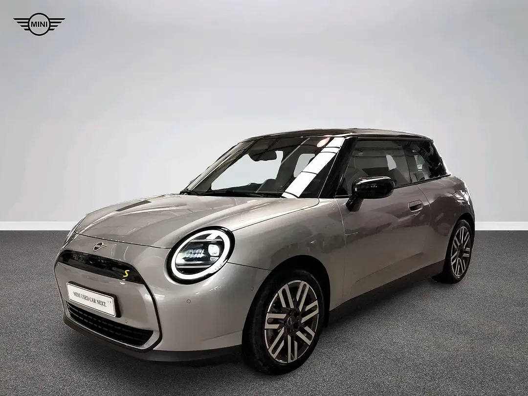 MINI Cooper SE - Thumbnail 1