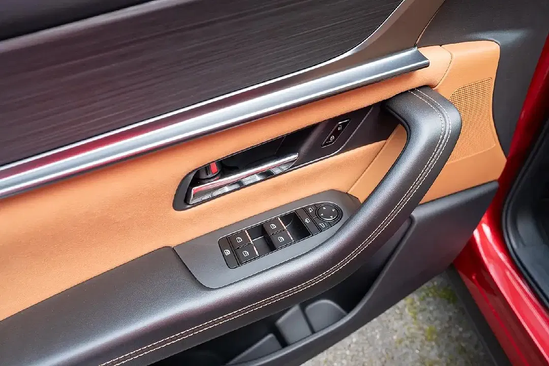 Mazda CX-60 - Thumbnail 9