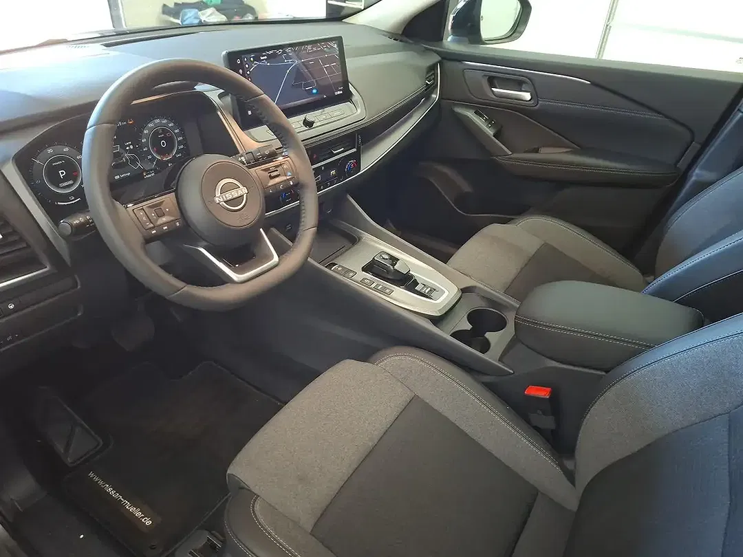 Nissan Qashqai - Thumbnail 6
