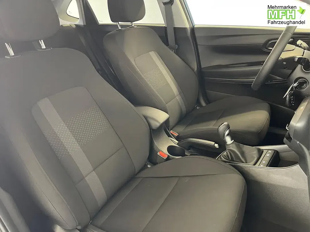 Hyundai i20 - Thumbnail 14