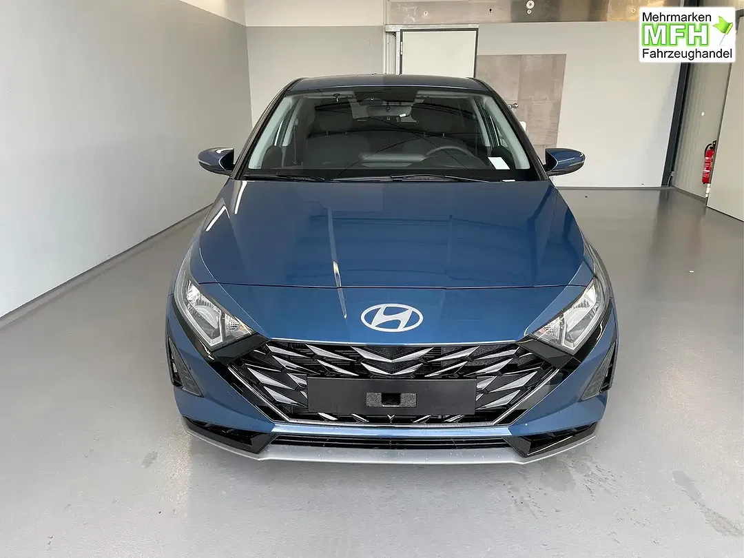 Hyundai i20 - Thumbnail 2
