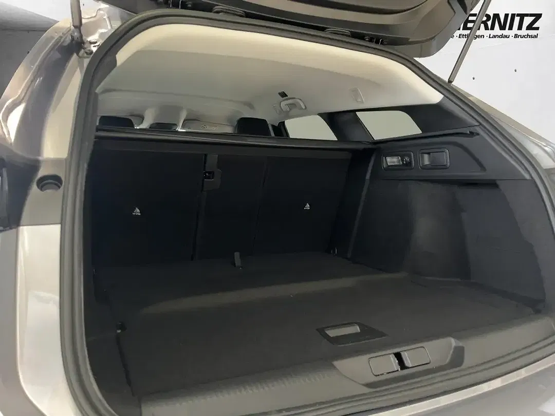 Peugeot 308 - Thumbnail 6