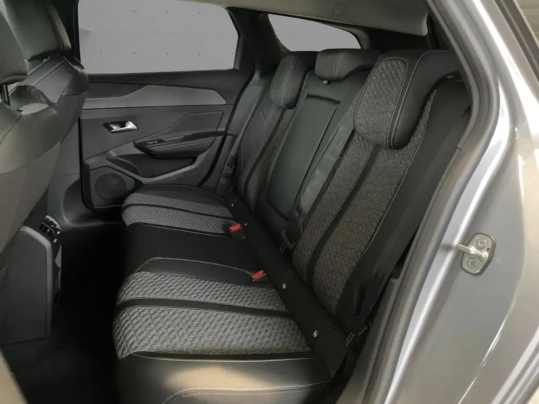Peugeot 308 - Thumbnail 8