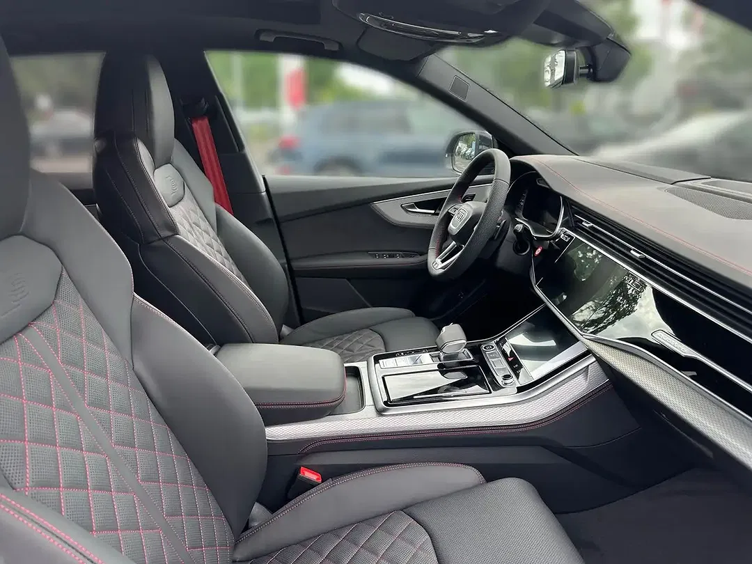Audi Q8 - Thumbnail 10