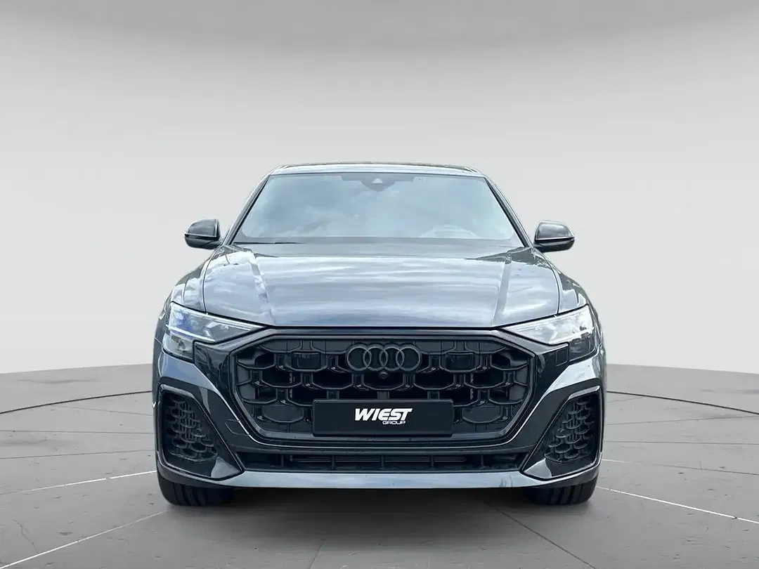 Audi Q8 - Thumbnail 3
