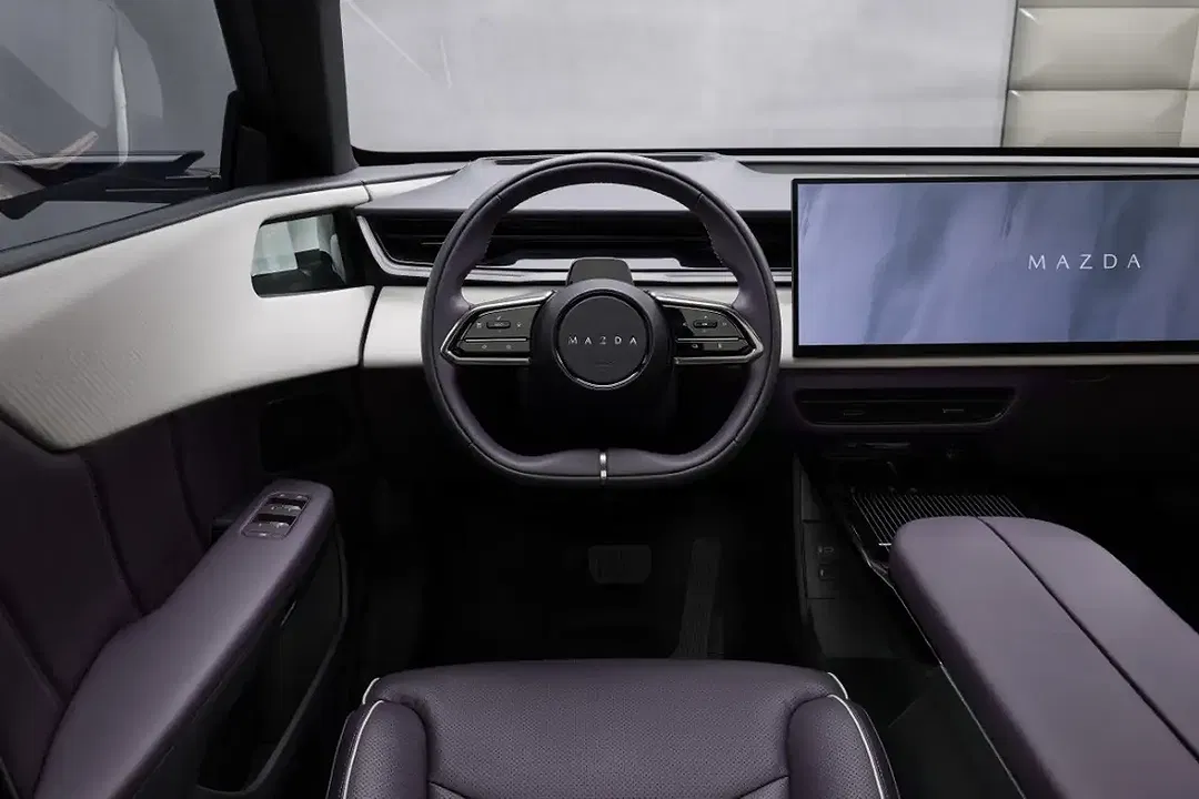 Mazda CX-6e - Thumbnail 8