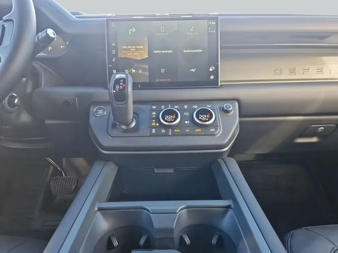 Land Rover Defender - Thumbnail 14