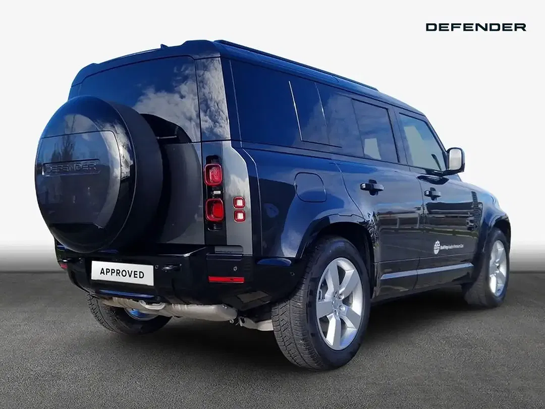 Land Rover Defender - Thumbnail 2