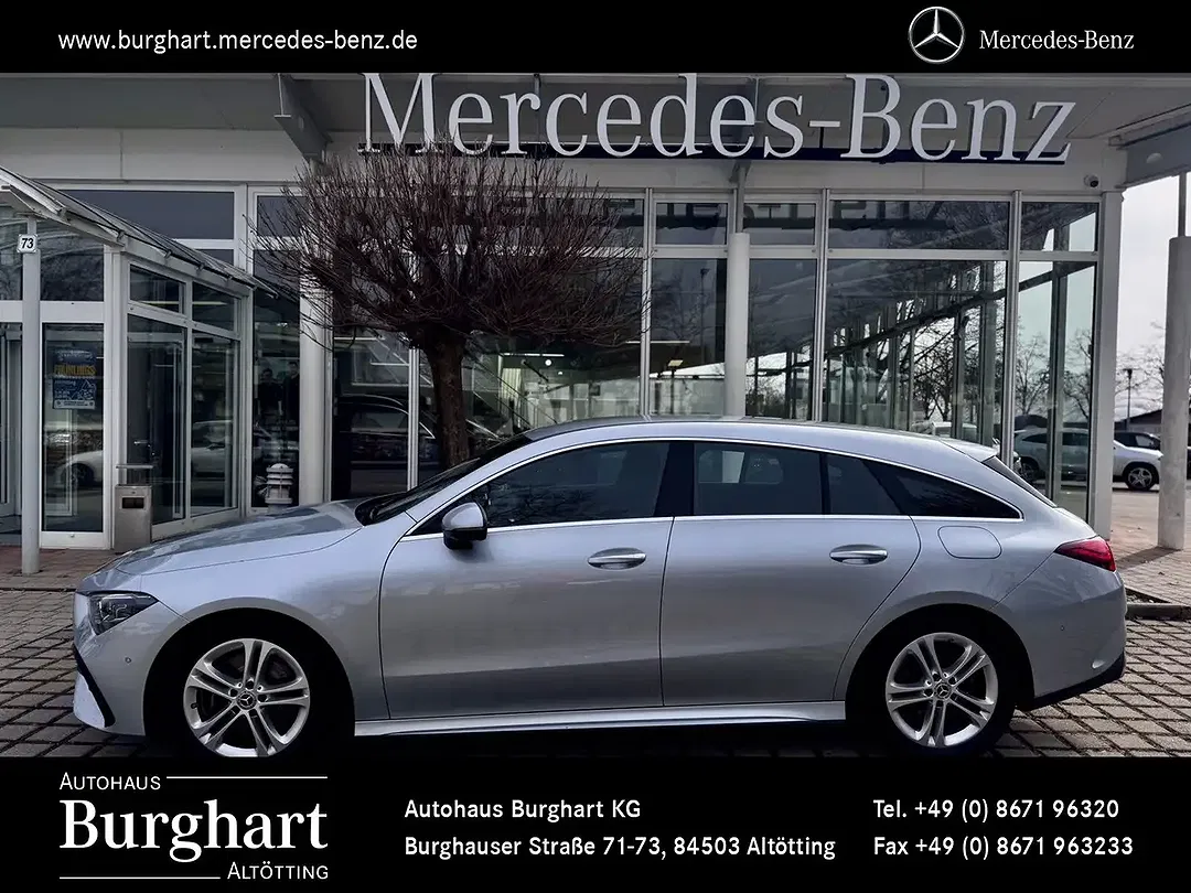 Mercedes-Benz CLA 200 - Thumbnail 3