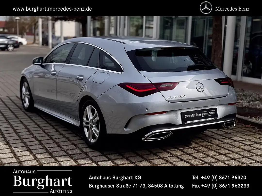 Mercedes-Benz CLA 200 - Thumbnail 4