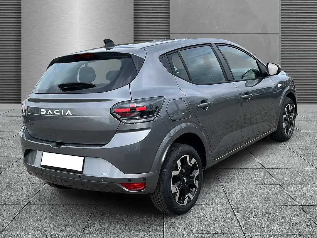 Dacia Sandero - Thumbnail 2