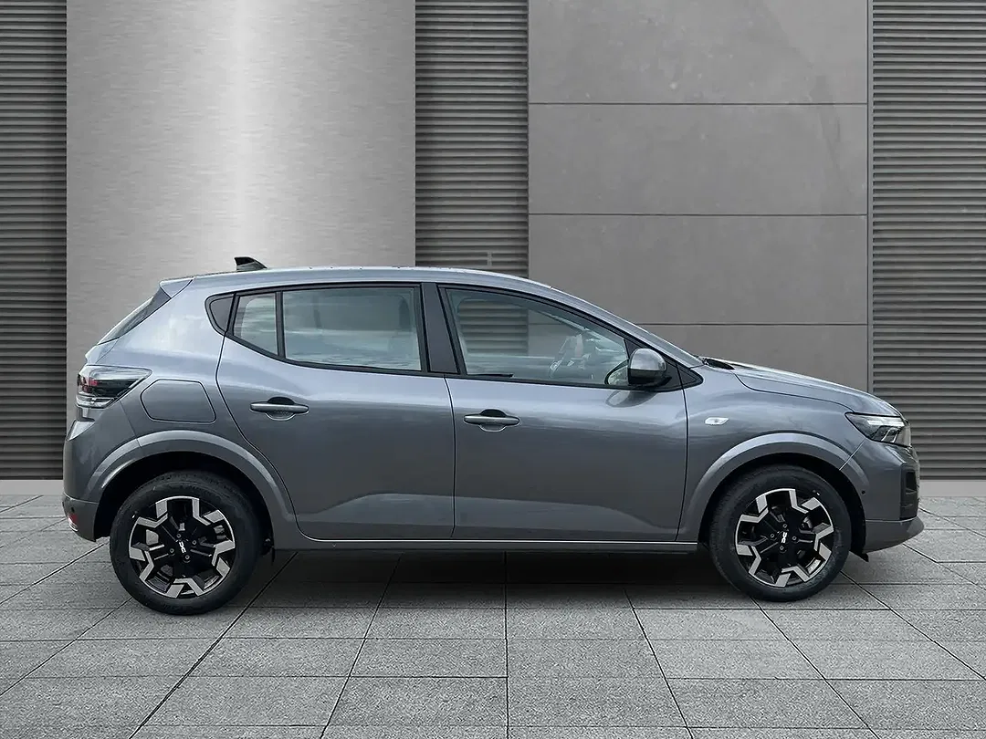 Dacia Sandero - Thumbnail 3