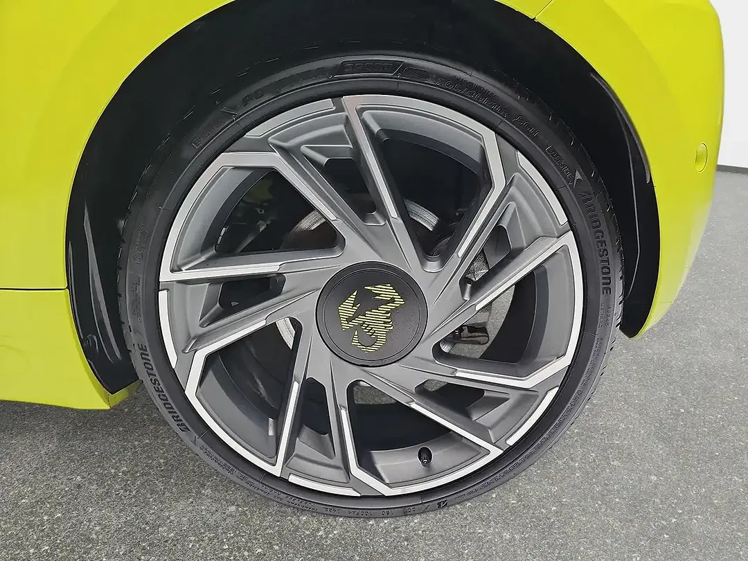 Abarth 500e - Thumbnail 6