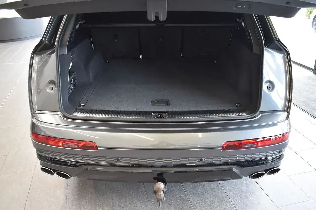 Audi SQ7 - Thumbnail 12