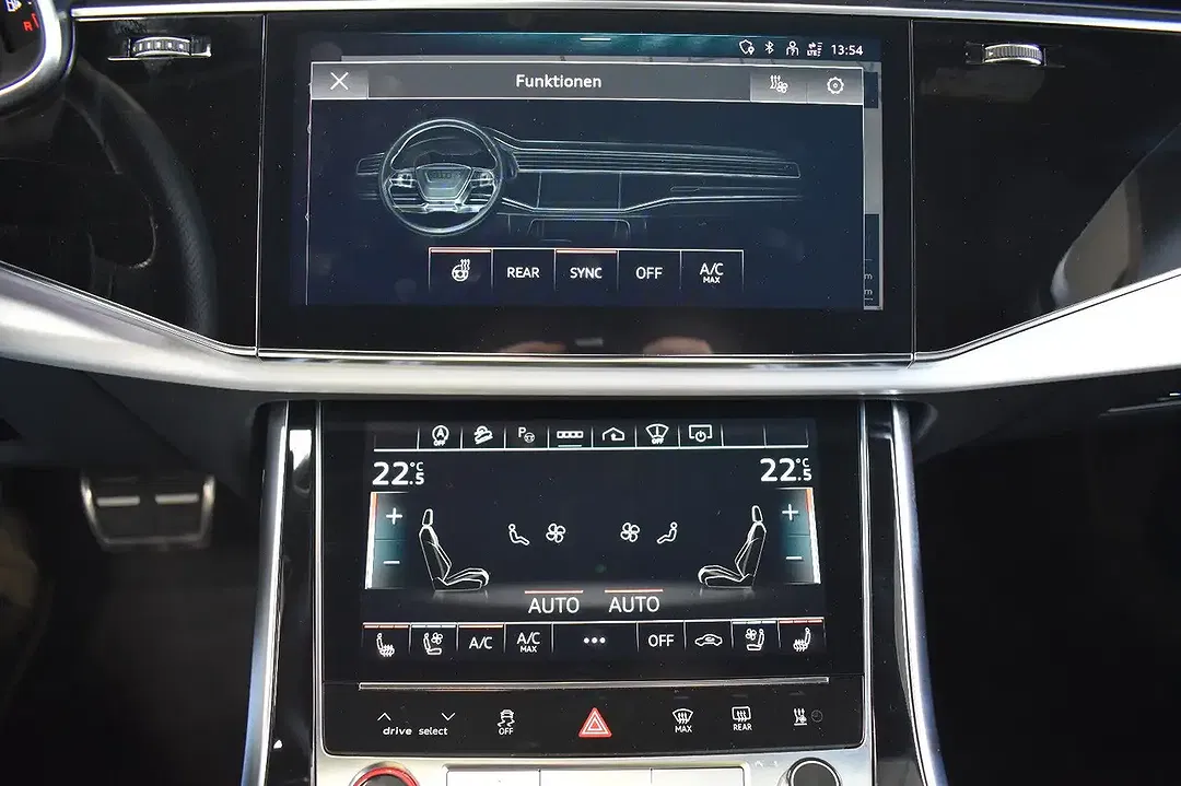 Audi SQ7 - Thumbnail 13