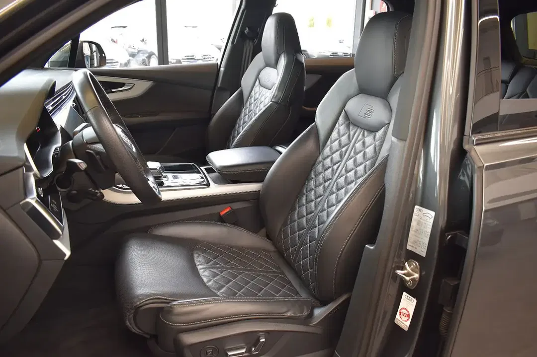 Audi SQ7 - Thumbnail 8