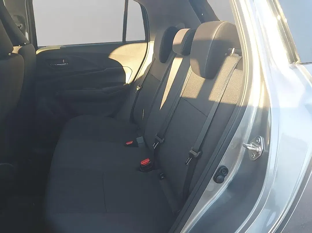 Suzuki Swift - Thumbnail 13