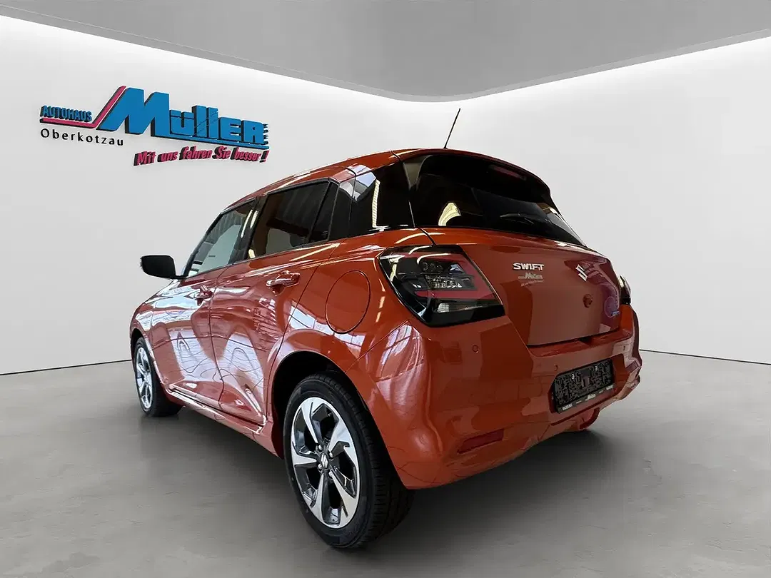 Suzuki Swift - Thumbnail 4