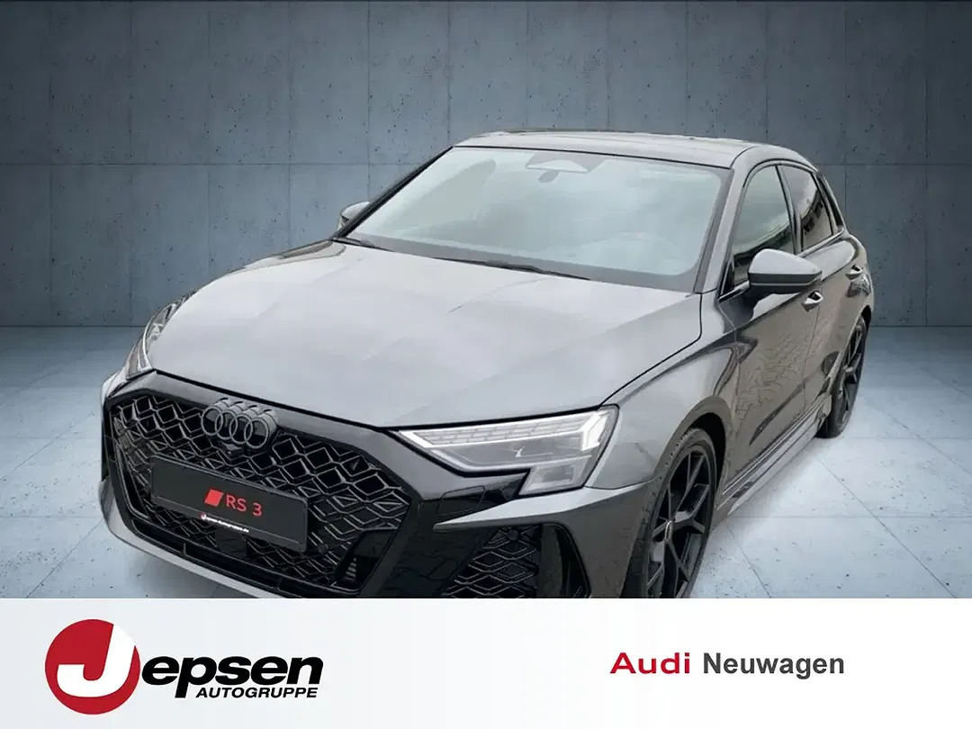 Audi RS3 - Thumbnail 1