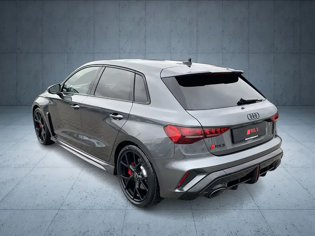 Audi RS3 - Thumbnail 4