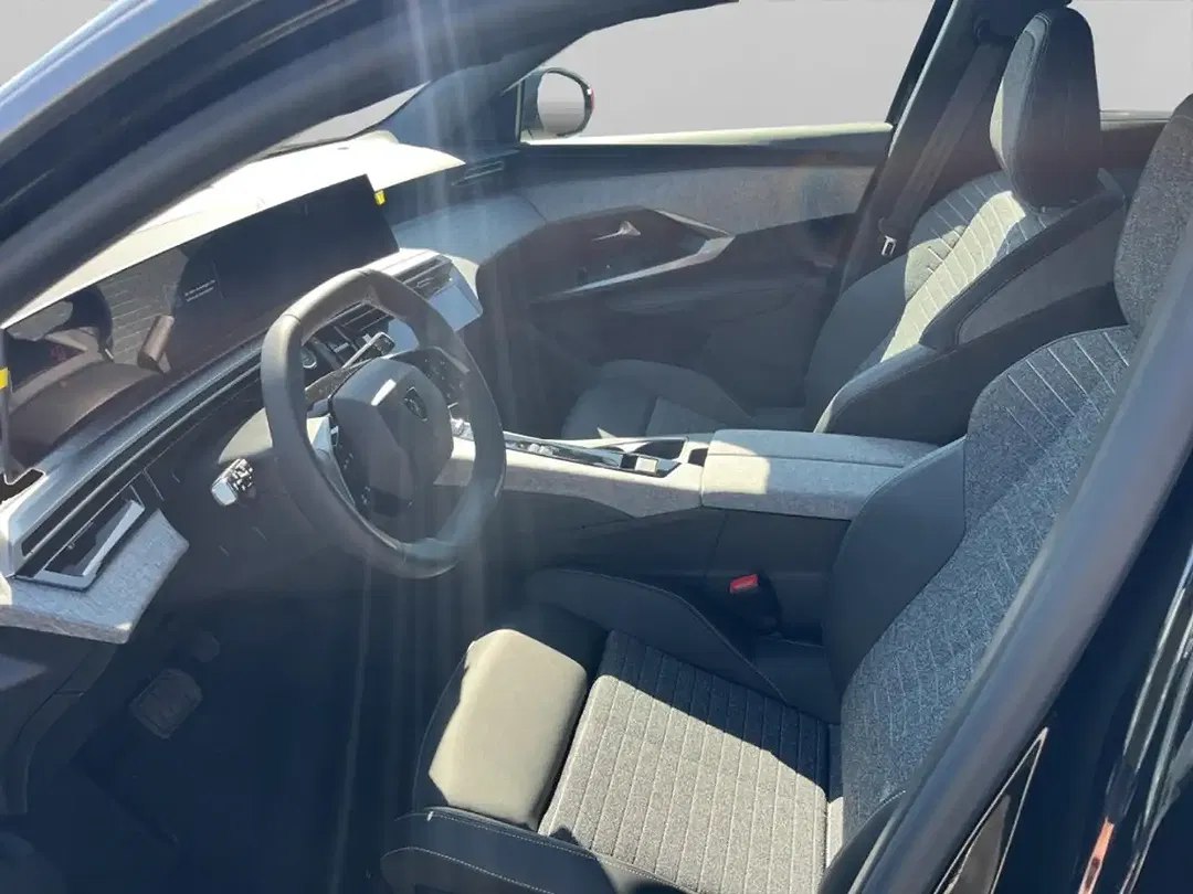 Peugeot 5008 - Thumbnail 10