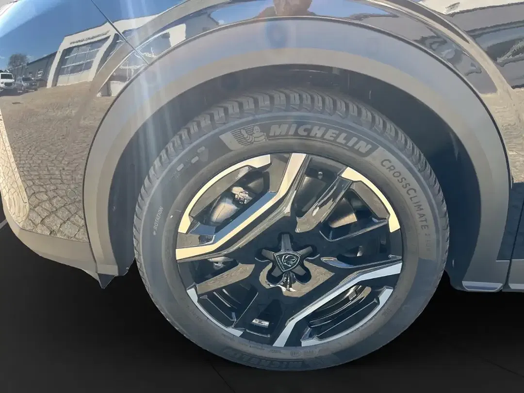 Peugeot 5008 - Thumbnail 9