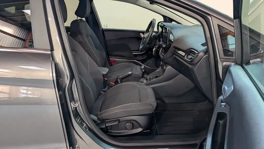 Ford Fiesta - Thumbnail 12