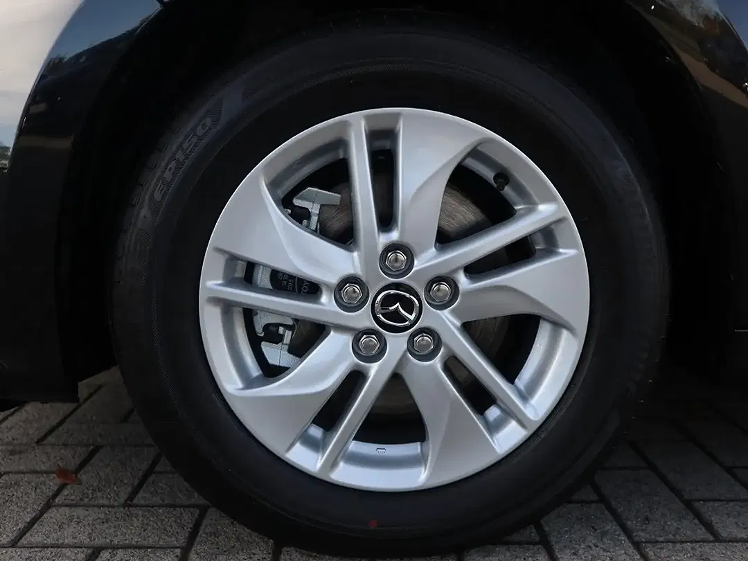 Mazda 2 - Thumbnail 8