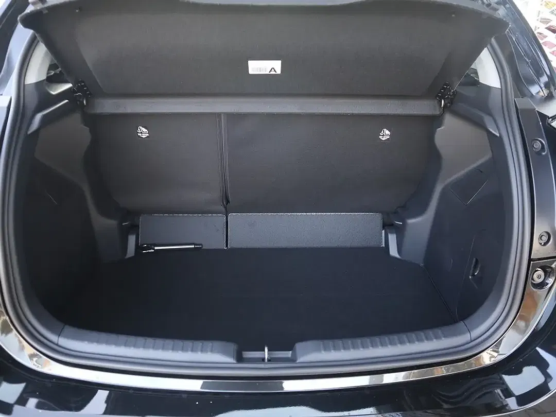 Mazda 2 - Thumbnail 9