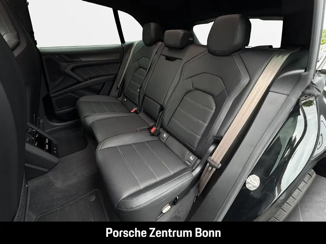 Porsche Cayenne - Thumbnail 13