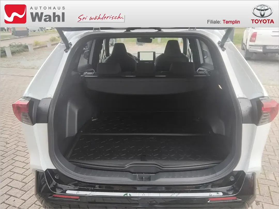 Toyota RAV 4 - Thumbnail 11