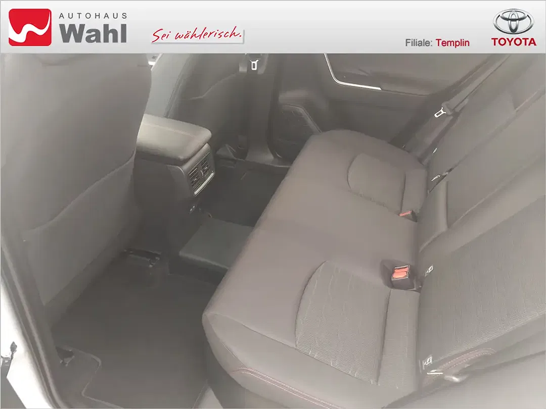 Toyota RAV 4 - Thumbnail 13