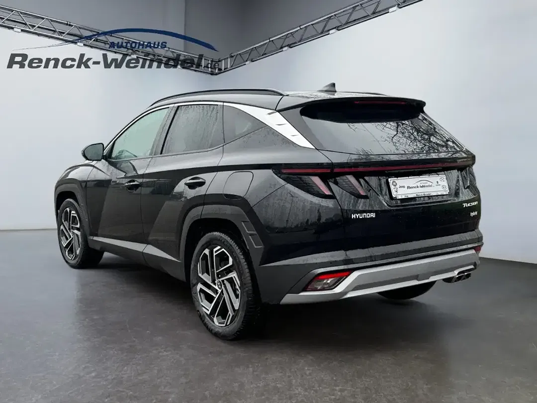 Hyundai TUCSON - Thumbnail 3