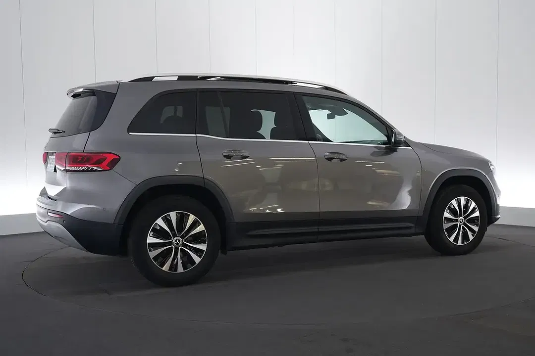 Mercedes-Benz GLB 180 - Thumbnail 6
